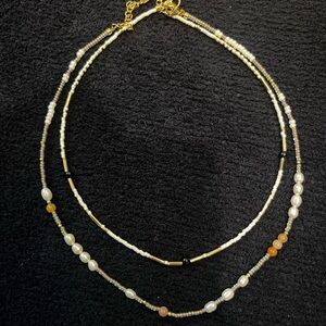 Elegant Gold and Pearl Beaded Necklace